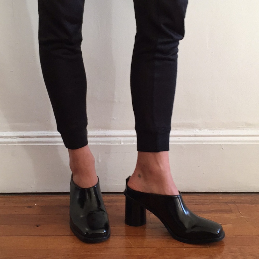 Creatures of Comfort Black Leather Mule 37-37.5